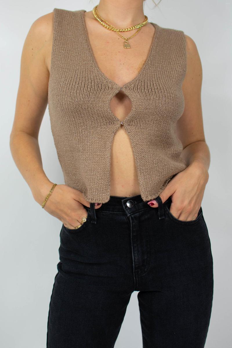 Women' Tanks Fashion Women Summer Knitting Vest Solid Color Sleeveless V-Neck Slit Hem Slim Tank Tops Skin Friendly Club Street Style, Camel
Women' Tanks Fashion Women Summer Knitting Vest Solid Color Sleeveless V-Neck Slit Hem Slim Tank Tops Skin Friendly Club Street Style, Camel