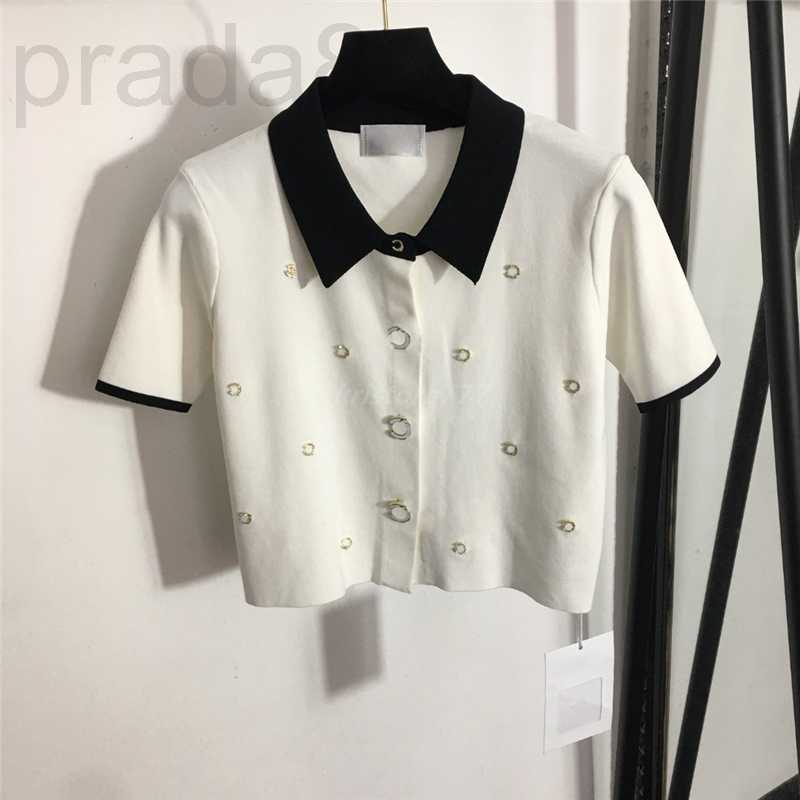 Women's T-Shirt Designer 2022 Tee Knits Tops With Crystal Letter Buttons Girls Milan Runway Crop Top Shirt High End Lapel Neck Short Sleeve Stretch Pullover 62J9, White
Women's T-Shirt Designer 2022 Tee Knits Tops With Crystal Letter Buttons Girls Milan Runway Crop Top Shirt High End Lapel Neck Short Sleeve Stretch Pullover 62J9, White
