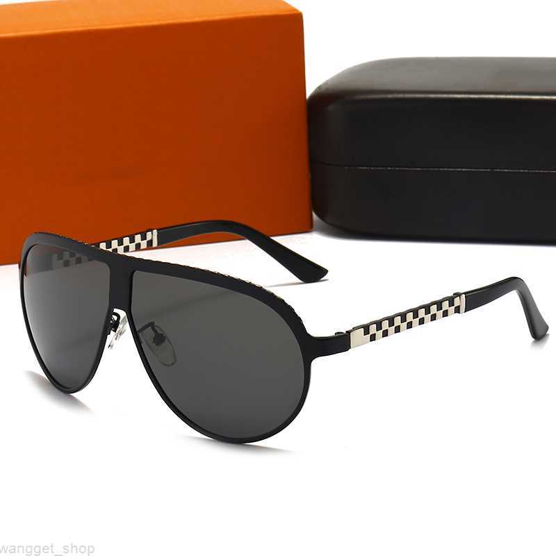2022 Designer Sunglasses Women Men Design Good Quality Fashion metal Oversized Sun glasses flat top vintage female male UV400 with box glass
2022 Designer Sunglasses Women Men Design Good Quality Fashion metal Oversized Sun glasses flat top vintage female male UV400 with box glass