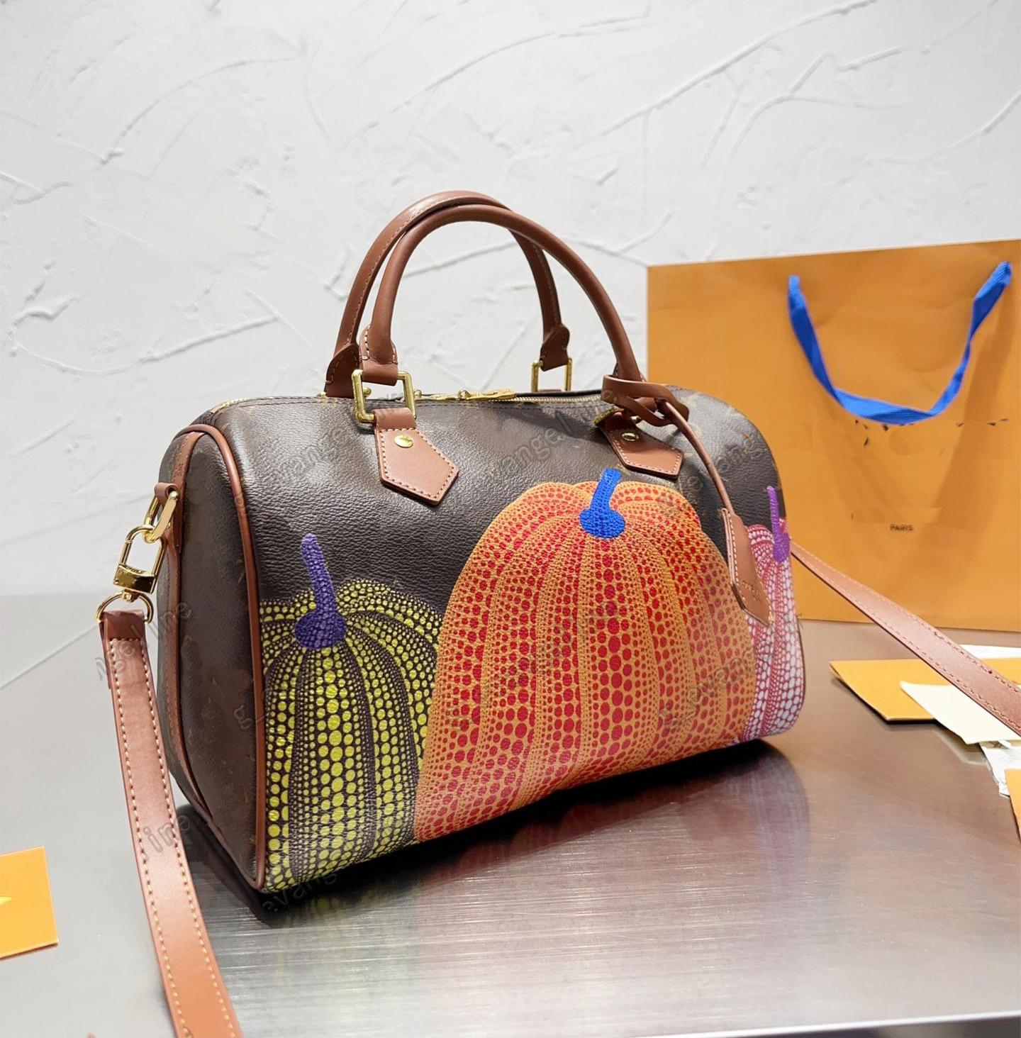 Luxury Designer x Yayoi Kusama PUMPKINS Shoulder Bag leather clutch handbag classic Mini travel tote Women's men famous handbags crossbody Bags, White grid
Luxury Designer x Yayoi Kusama PUMPKINS Shoulder Bag leather clutch handbag classic Mini travel tote Women's men famous handbags crossbody Bags, White grid