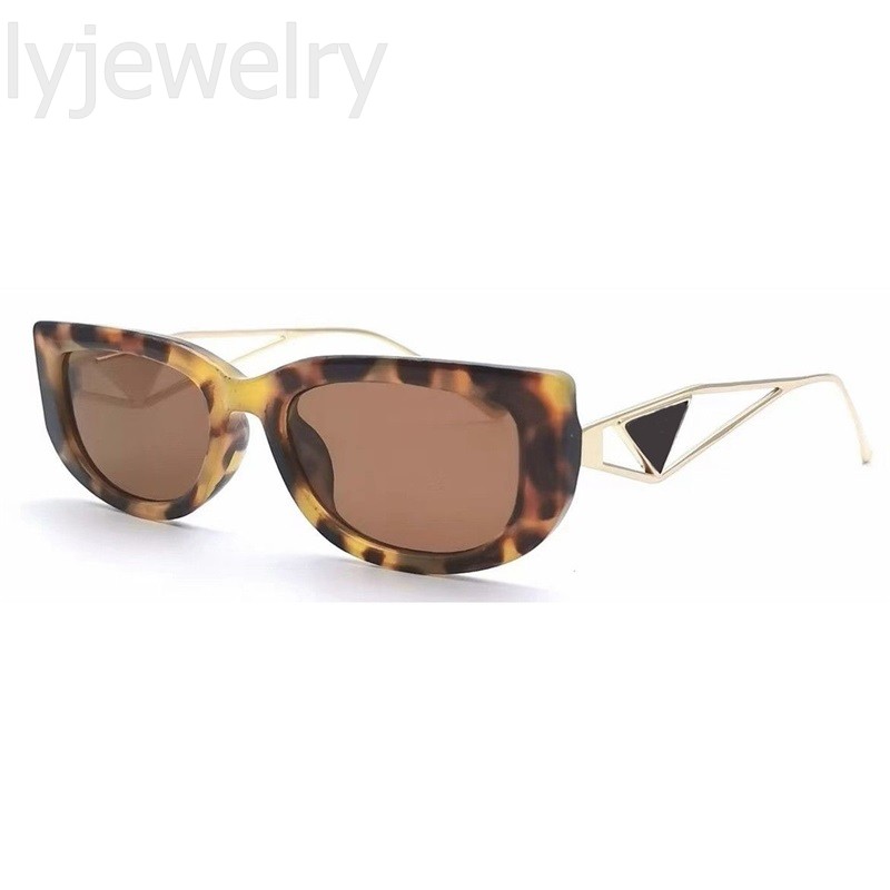 Sunglasses for woman p simply black designer sunglasses metal frame with triangle modern popular lunette femme occasion shield mens sunglasses portable PJ074 C23
Sunglasses for woman p simply black designer sunglasses metal frame with triangle modern popular lunette femme occasion shield mens sunglasses portable PJ074 C23