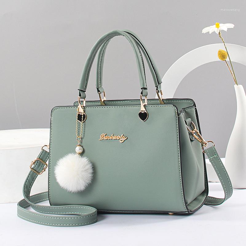Evening Bags High Quality Simple Brand Women's Handbags 2023 Autumn Fashion Fur Ball Shoulder Messenger Handbag Women, Gray
Evening Bags High Quality Simple Brand Women's Handbags 2023 Autumn Fashion Fur Ball Shoulder Messenger Handbag Women, Gray