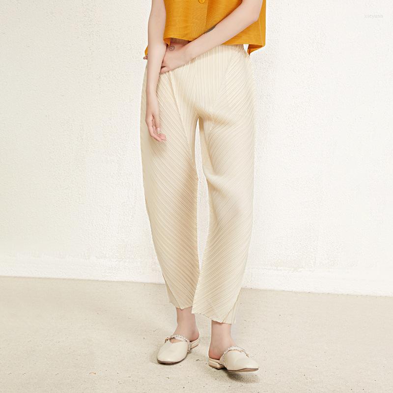 Women's Pants YUDX Miyake Pleated Slim Women's Casual Fashion Loose 2023 Spring Autumn Tongle Everything Matching Small Foot, Blue
Women's Pants YUDX Miyake Pleated Slim Women's Casual Fashion Loose 2023 Spring Autumn Tongle Everything Matching Small Foot, Blue
