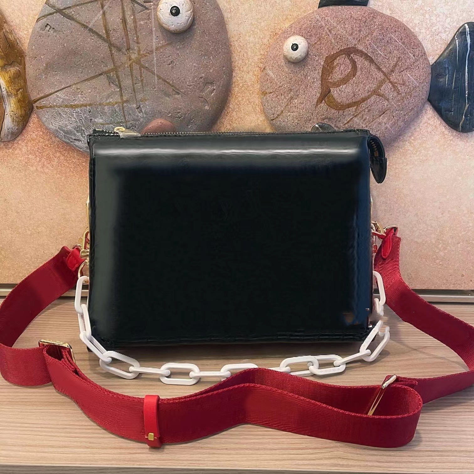Fashion M57790 designer bag louiseitys luxurys handbag vuttonse letter crossbody bag woman handbags coussin MM black messenger bag designer handbag shoulder bags, Deep blue
Fashion M57790 designer bag louiseitys luxurys handbag vuttonse letter crossbody bag woman handbags coussin MM black messenger bag designer handbag shoulder bags, Deep blue