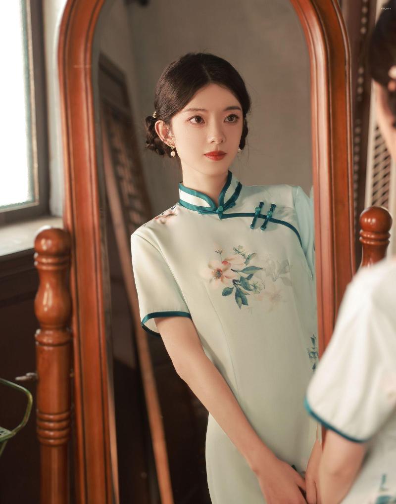 Ethnic Clothing Summer Women Floral Print Cheongsam Chinese Style Retro Improved Button Qipao Oriental Party Dresses
Ethnic Clothing Summer Women Floral Print Cheongsam Chinese Style Retro Improved Button Qipao Oriental Party Dresses