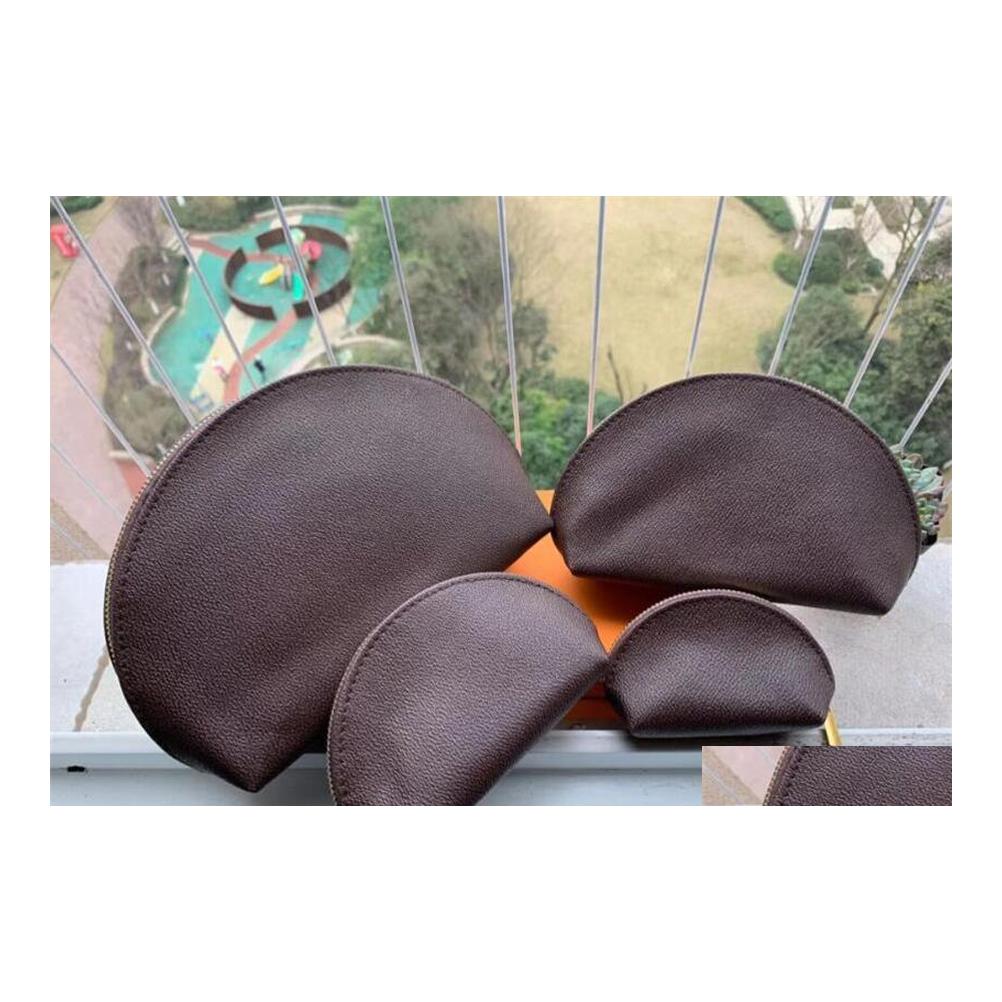 Cosmetic Bags Cases Fashion Women Organizer Famous Makeup Bag Travel Pouch Make Up Ladies Cluch Purses Organizador Toiletry 4Pcs/S Dhcqn, Brown flower
Cosmetic Bags Cases Fashion Women Organizer Famous Makeup Bag Travel Pouch Make Up Ladies Cluch Purses Organizador Toiletry 4Pcs/S Dhcqn, Brown flower