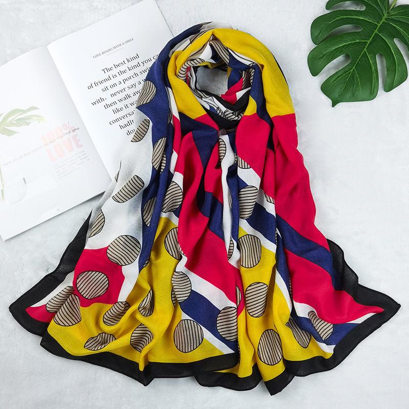 Scarves Ethnic Cotton Linen Scarf Women's Printed Long Shawl Tourism Sunscreen Silk Thin Beach Towel
Scarves Ethnic Cotton Linen Scarf Women's Printed Long Shawl Tourism Sunscreen Silk Thin Beach Towel