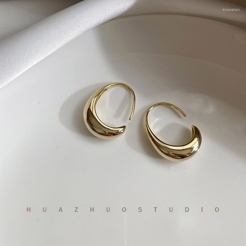 Stud Earrings Retro Personality Metal C Circle Geometric Temperament Female Fashion Trendy Cold Party Jewelry
Stud Earrings Retro Personality Metal C Circle Geometric Temperament Female Fashion Trendy Cold Party Jewelry