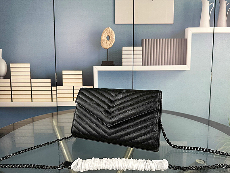 2023 Genuine Leather Designer Woman Bag Women Shoulder bags Handbag Purse Original Box Cross body with metal logo
2023 Genuine Leather Designer Woman Bag Women Shoulder bags Handbag Purse Original Box Cross body with metal logo