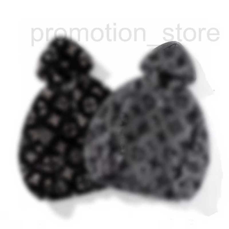 Women' Fur & Faux designer Autumn winter classic flower hooded zipper imitation sable full coat men women H7LY, Black5
Women' Fur & Faux designer Autumn winter classic flower hooded zipper imitation sable full coat men women H7LY, Black5