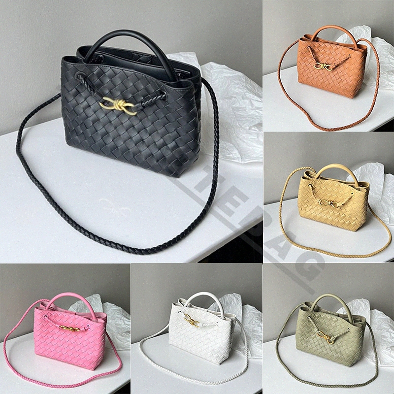 Andiamo Tote Bags Intrecciato Leather Top Handle Bag Crossbody Shoulder Handbags Top Quality Original Totes Luxury Designers Shopping Bag Purse Wallet n8sd#
Andiamo Tote Bags Intrecciato Leather Top Handle Bag Crossbody Shoulder Handbags Top Quality Original Totes Luxury Designers Shopping Bag Purse Wallet n8sd#