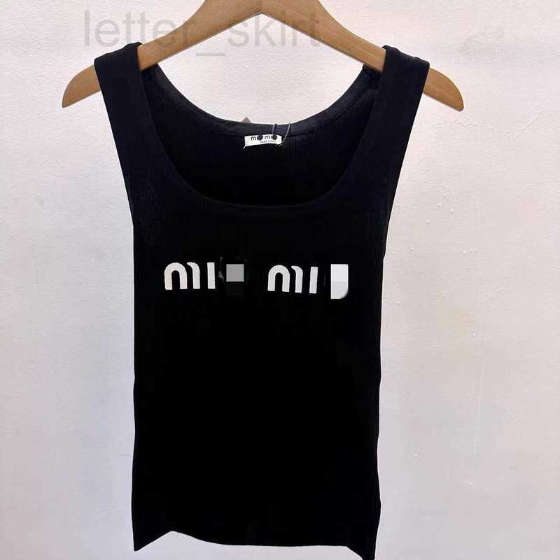 Women' T-Shirt designer Show Slim and Undercover Breast~Pure Desire yyds Letter Suspended Tank Top Female Fit Star Same Bottom Shirt 5HCH, Black
Women' T-Shirt designer Show Slim and Undercover Breast~Pure Desire yyds Letter Suspended Tank Top Female Fit Star Same Bottom Shirt 5HCH, Black