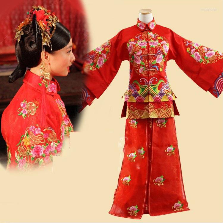 Stage Wear Republican Period Qing Dynasty Princess Bride Costume Hanfu Traditional Chinese Wedding Performance Xiu He Fu, Red bride 165cmh
Stage Wear Republican Period Qing Dynasty Princess Bride Costume Hanfu Traditional Chinese Wedding Performance Xiu He Fu, Red bride 165cmh
