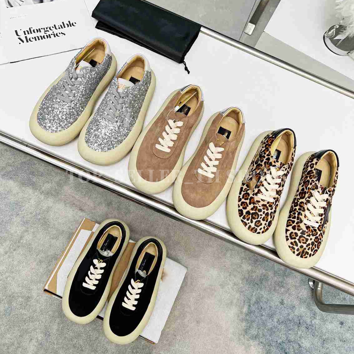 Designer Casual Shoes Dirty Canvas Shoe Space Sequin Sneaker Platform Rubber Loafers
Designer Casual Shoes Dirty Canvas Shoe Space Sequin Sneaker Platform Rubber Loafers