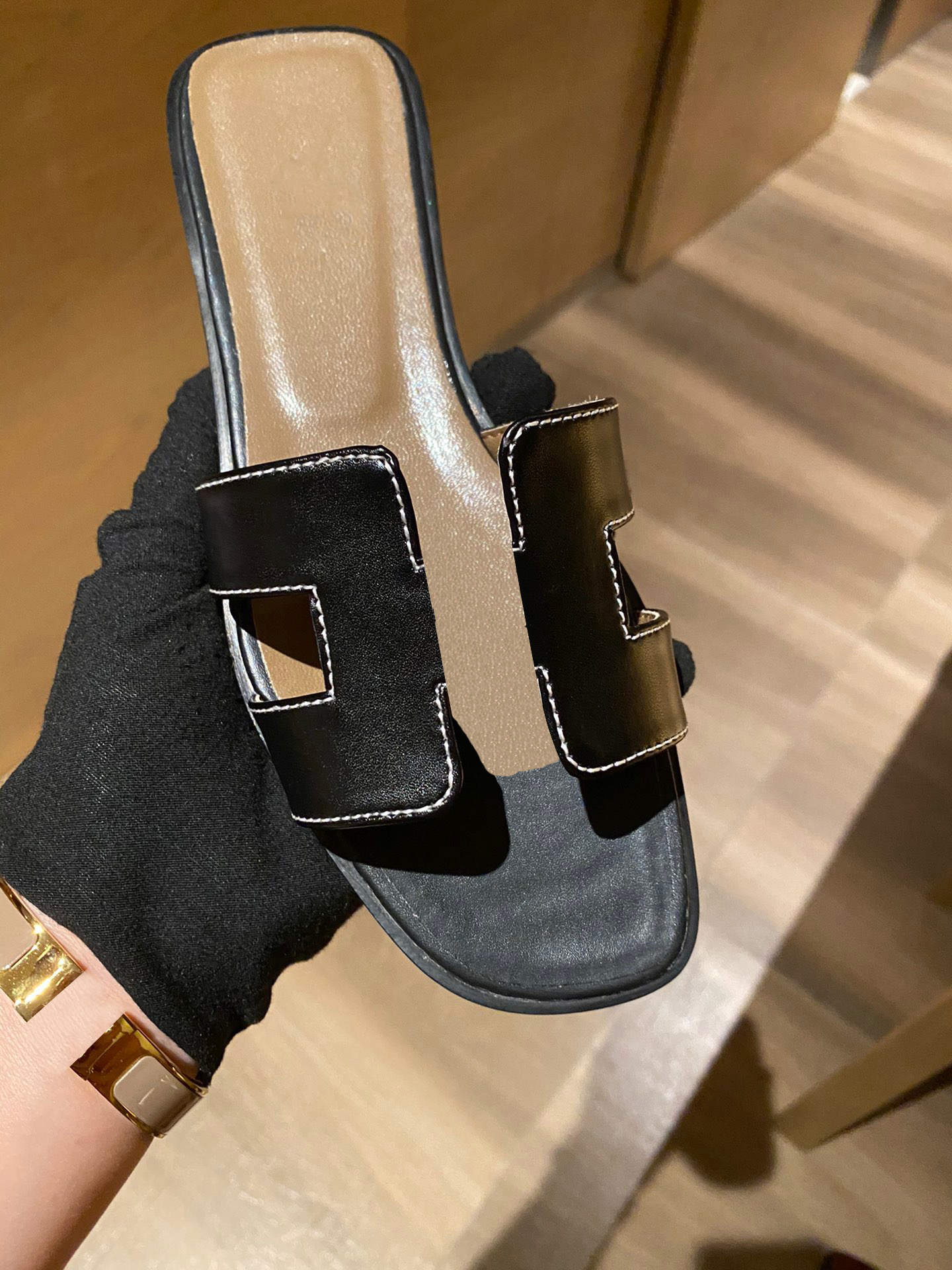 Designer Sandal Women Flat Sandals Summer Slides Brand Shoes Classic Beach Sandles H Casual Woman Outdoor High Quality Slippers Genuine, Color-4
Designer Sandal Women Flat Sandals Summer Slides Brand Shoes Classic Beach Sandles H Casual Woman Outdoor High Quality Slippers Genuine, Color-4