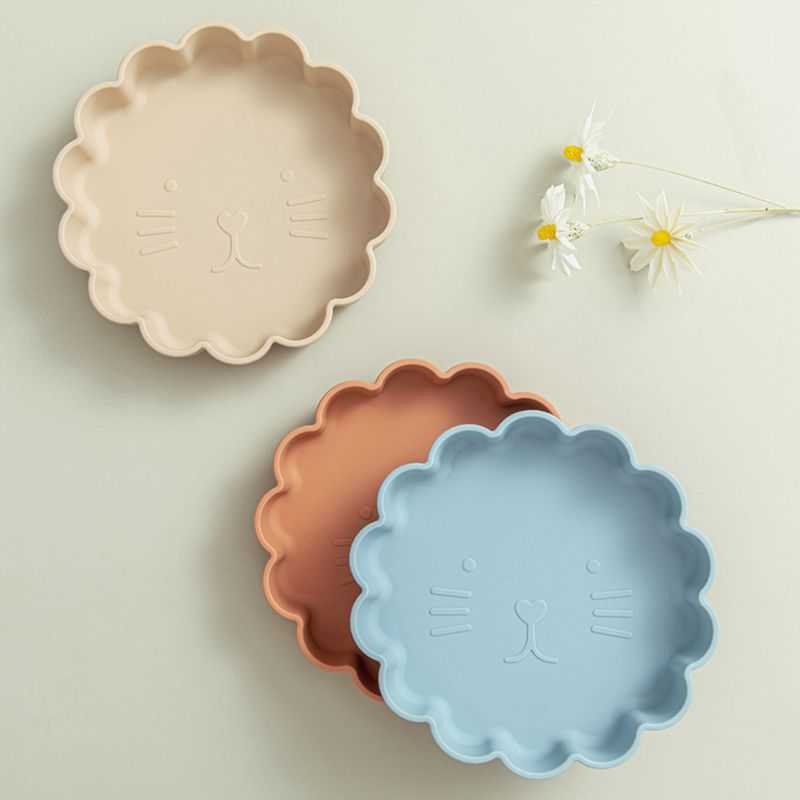 Cups Dishes Utensils Baby Feeding Products Silicone Dinner Plate Food Grade Silicone Waterproof Soft Baby Cartoon Lion Shape Tableware Baby Products AA230413
Cups Dishes Utensils Baby Feeding Products Silicone Dinner Plate Food Grade Silicone Waterproof Soft Baby Cartoon Lion Shape Tableware Baby Products AA230413