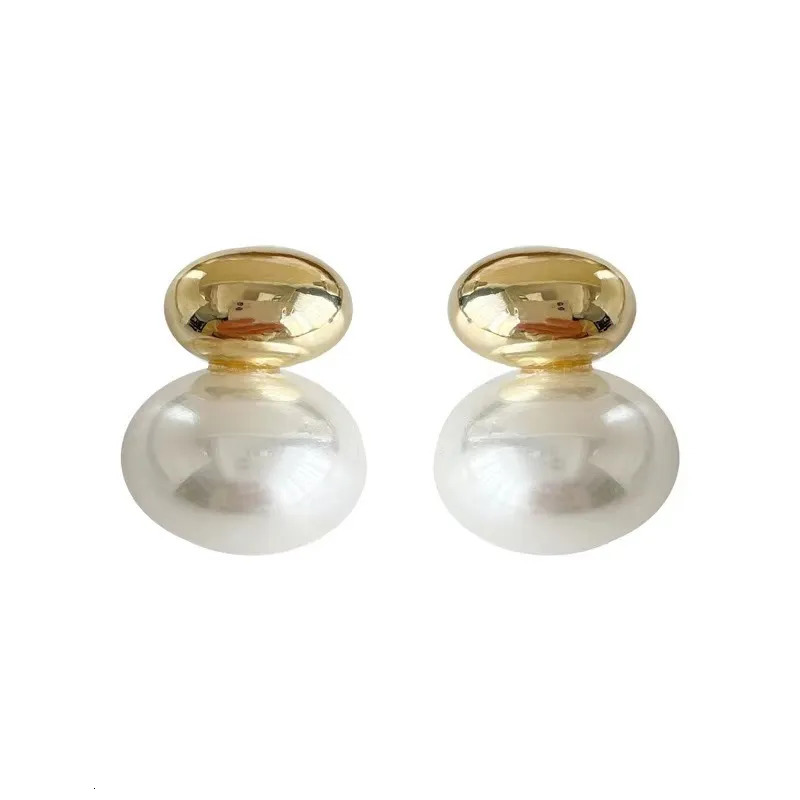 Stud 2023 French Elegant Gold Color Bean Spliced Flat Pearl Earrings for Korean Fashion Jewelry Party Women's Sweet Accessories 231114