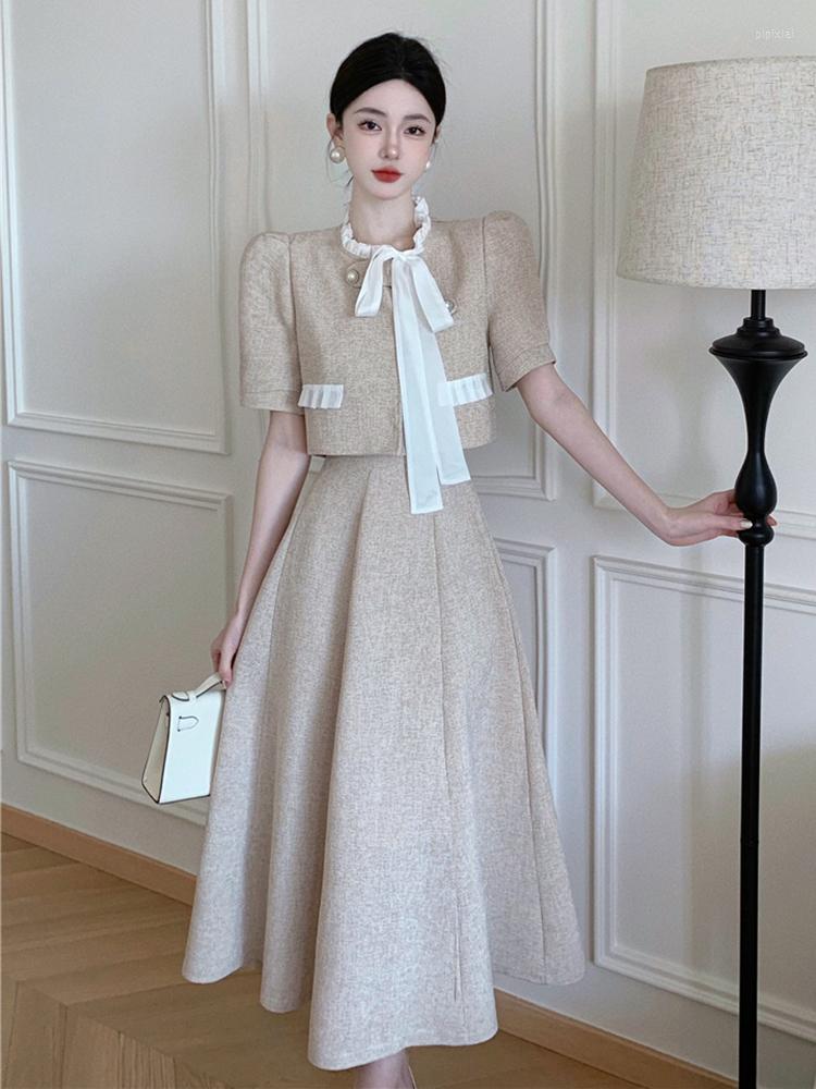 Work Dresses 2023 Summer Small Fragrant Two Piece Set For Women Crop Top Pleated Long Skirt Suit 2 Sets Outfit Femme, Beige
Work Dresses 2023 Summer Small Fragrant Two Piece Set For Women Crop Top Pleated Long Skirt Suit 2 Sets Outfit Femme, Beige