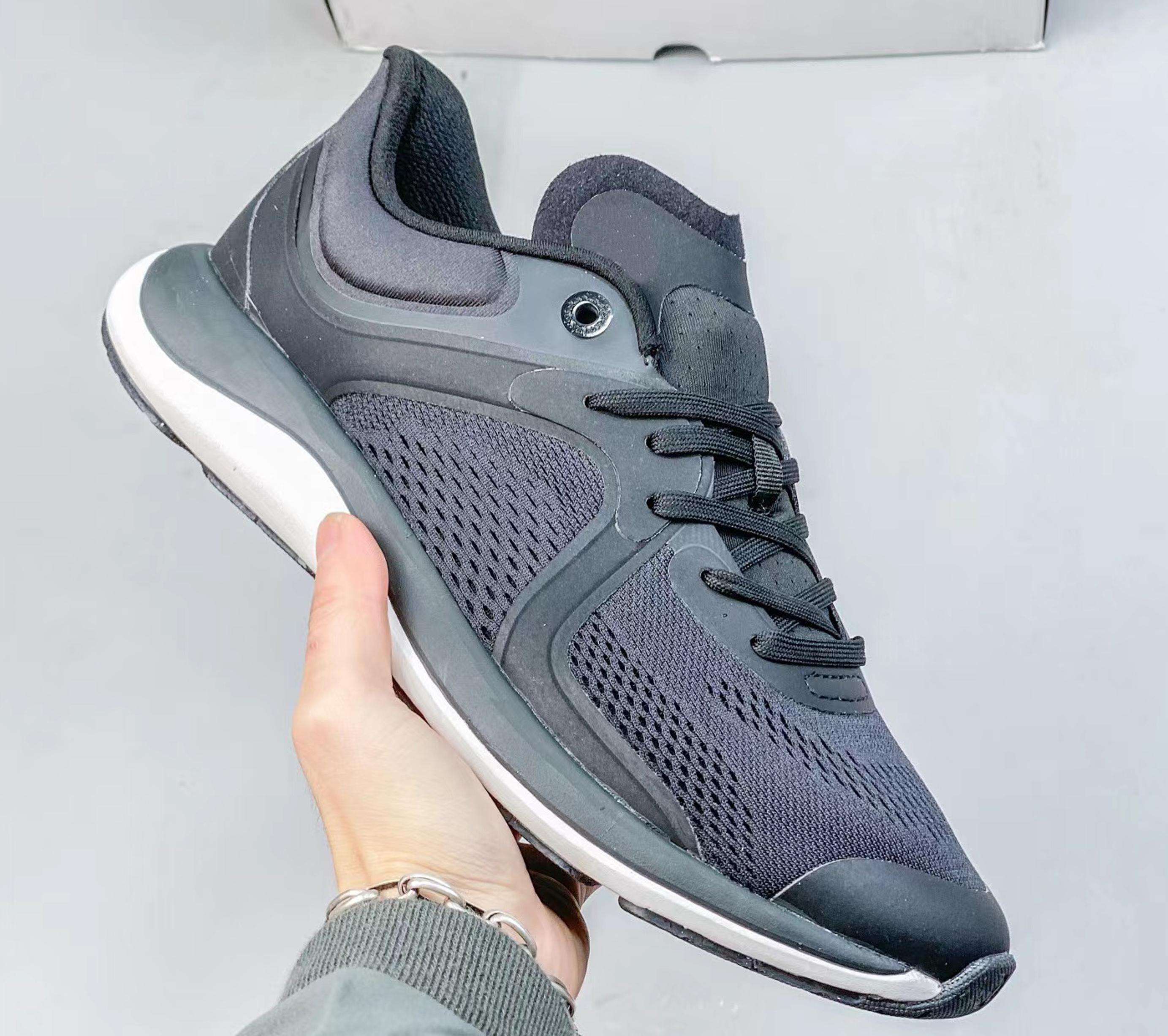 Running Shoes women's men's lulul leg W Blissfeel Run Low Chargefeel Yoga lululemens Sneakers outdoor breathable LW9EF1S-056023 A5
Running Shoes women's men's lulul leg W Blissfeel Run Low Chargefeel Yoga lululemens Sneakers outdoor breathable LW9EF1S-056023 A5