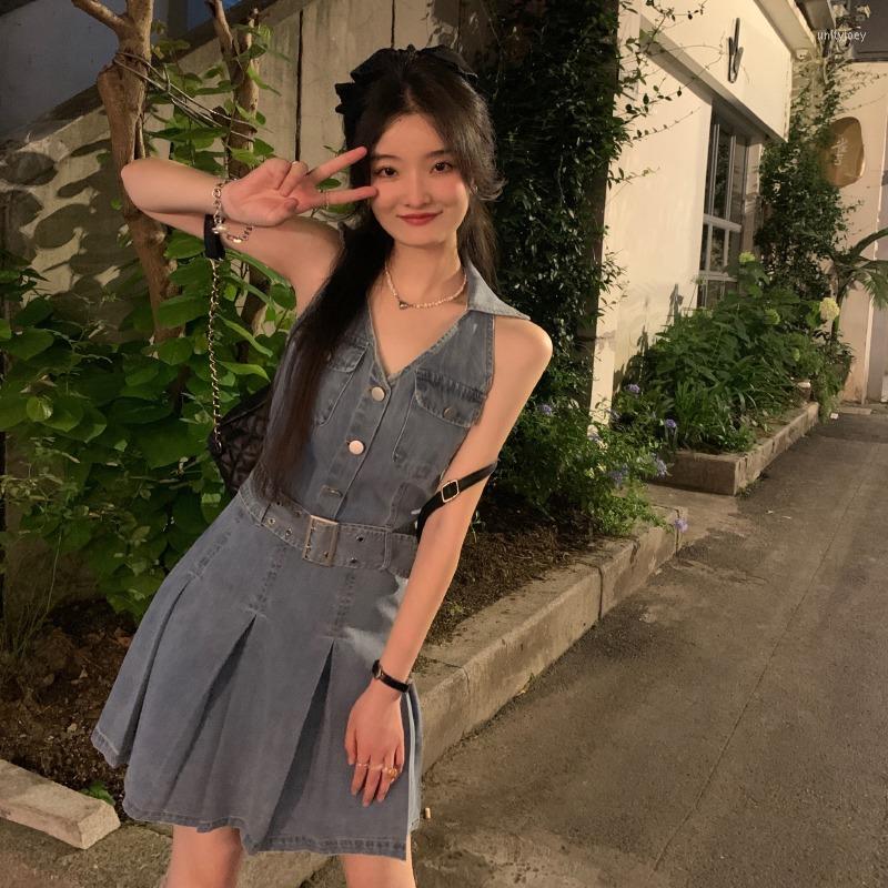 Casual Dresses French Retro Dress Women Temperament Hanging Neck Denim Female Summer Waist Girl Skirt Dongdaemun Korean Clothing, Blue
Casual Dresses French Retro Dress Women Temperament Hanging Neck Denim Female Summer Waist Girl Skirt Dongdaemun Korean Clothing, Blue