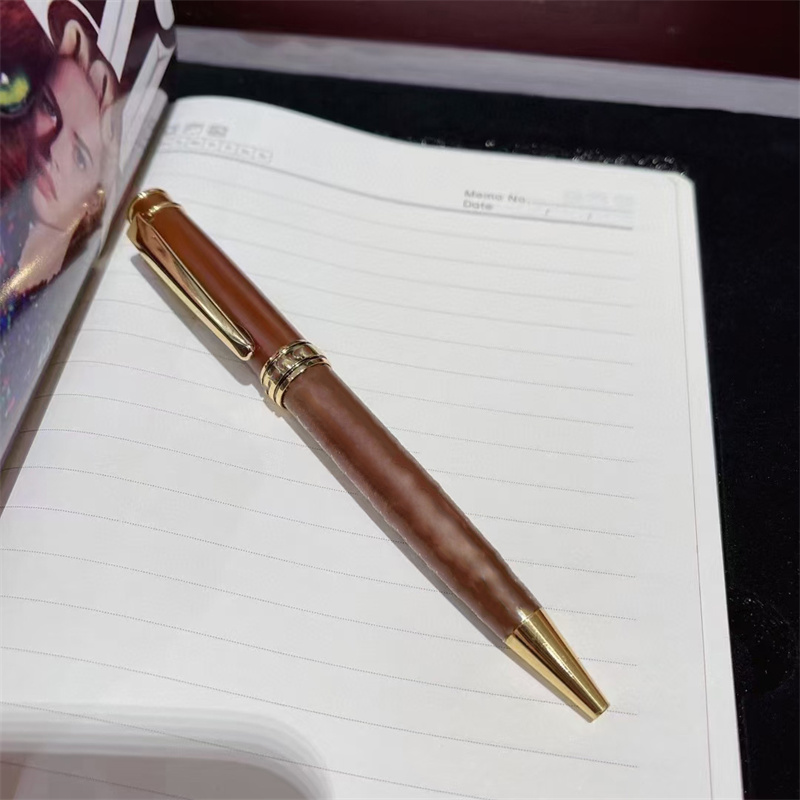 Designer Tumblers Sets Pen and Notebook 3 in 1 Kit PU Leather Water Cup 500ml Stainless Steel Vacuum Cup Mug Intelligent Temperature With Gift Box Dri