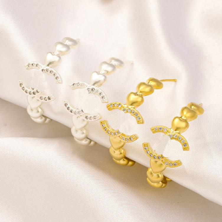 Designer Love Stud Earrings Brand Womens 2023 New 18K Gold Plated Earrings Spring Romantic Wedding Party Jewelry Earrings Classic design jewelry wholesale ZG2245
Designer Love Stud Earrings Brand Womens 2023 New 18K Gold Plated Earrings Spring Romantic Wedding Party Jewelry Earrings Classic design jewelry wholesale ZG2245