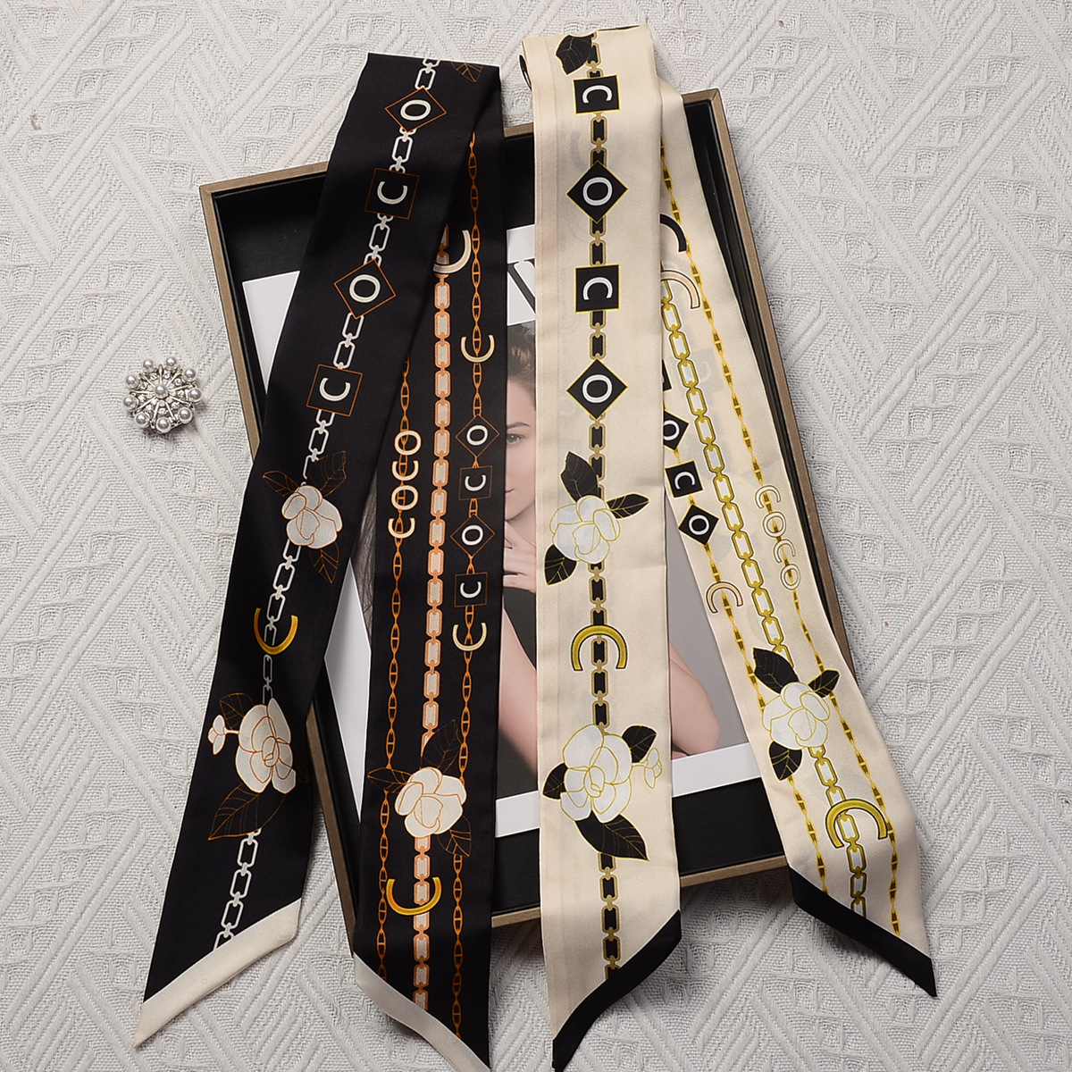 Women's French-Style Vintage Silk Scarf Hair Band Autumn Arm Bag Mulberry Silks Ribbon Strip Wholesale
Women's French-Style Vintage Silk Scarf Hair Band Autumn Arm Bag Mulberry Silks Ribbon Strip Wholesale
