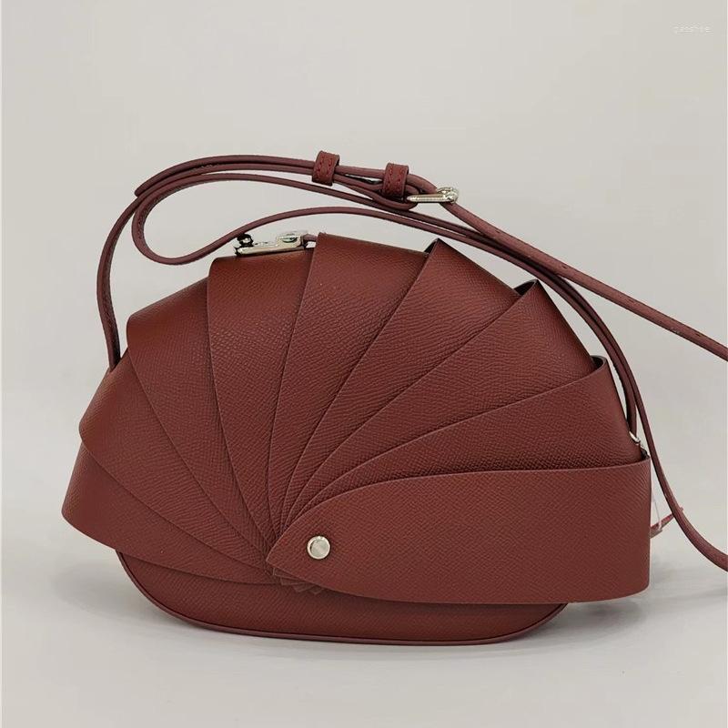 Evening Bags Genuine Leather Crossbody For Women 2023 Fashion Female Messenger Luxury Designer Shoulder Bag Bolsas Feminina, Beige
Evening Bags Genuine Leather Crossbody For Women 2023 Fashion Female Messenger Luxury Designer Shoulder Bag Bolsas Feminina, Beige