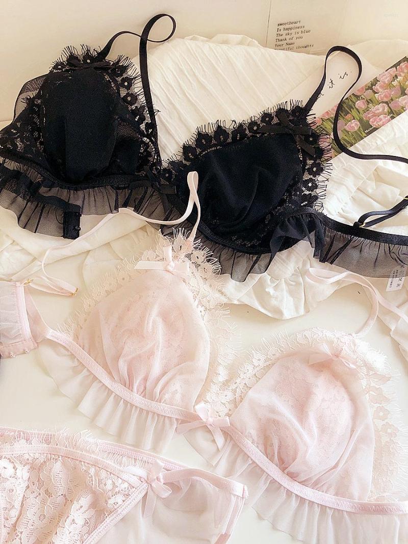 Bras Sets Eyelash Lace Sexy Lingerie With Panty Set No Steel Ring Triangle Cup Underwear Mesh Ultra-thin Bra And Briefs Suit, As picture show
Bras Sets Eyelash Lace Sexy Lingerie With Panty Set No Steel Ring Triangle Cup Underwear Mesh Ultra-thin Bra And Briefs Suit, As picture show