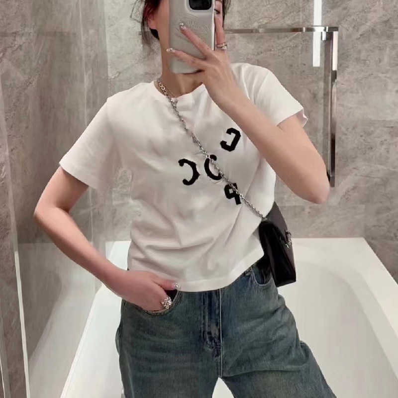 Simple Versatile T-shirt Women's 23 Summer New Slim Fit Embroidery Comfortable and Breathable Tencel Short Sleeve, White
Simple Versatile T-shirt Women's 23 Summer New Slim Fit Embroidery Comfortable and Breathable Tencel Short Sleeve, White