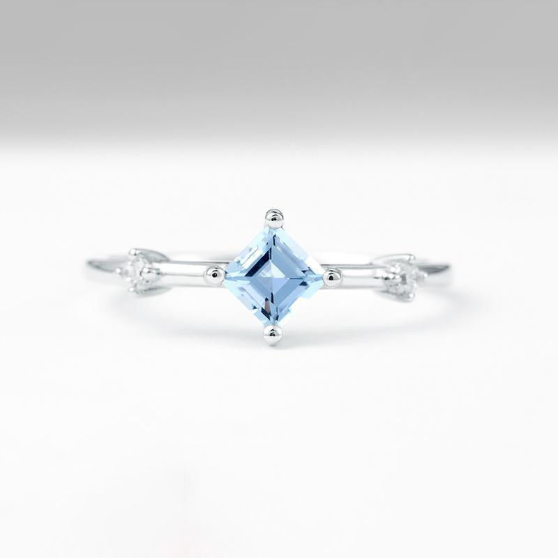 925 silver plated sapphire ring With Side Stones copper material cubic zircon diamond ring Wedding Ring
925 silver plated sapphire ring With Side Stones copper material cubic zircon diamond ring Wedding Ring