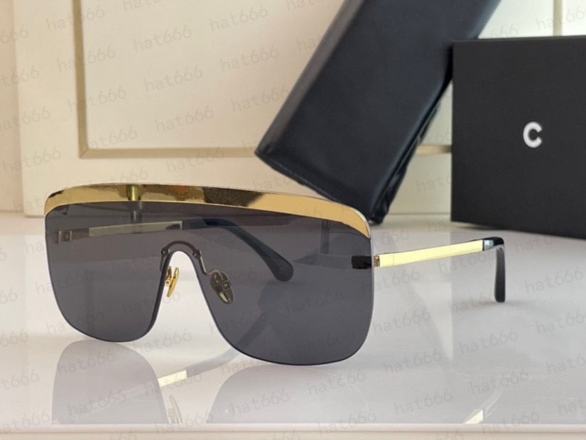 Luxury designer sunglasses for women classic eyewear UV400 mens galsses fashion polarized travelling channel sunglasses
Luxury designer sunglasses for women classic eyewear UV400 mens galsses fashion polarized travelling channel sunglasses