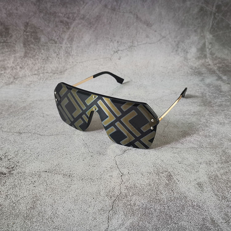 Luxury Brand Designer Sunglasses For Women Driving Sun Glasses Fashion Pilot Mens Sunglass Designers Men Sunglasses Eyewear Goggle 2304143BF
Luxury Brand Designer Sunglasses For Women Driving Sun Glasses Fashion Pilot Mens Sunglass Designers Men Sunglasses Eyewear Goggle 2304143BF