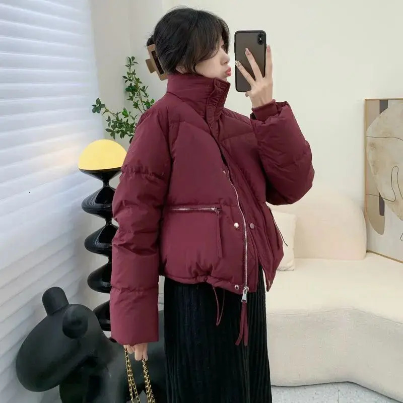 Womens Down Parkas Women Jacket Cottonpadded Long Sleeve Thicken Stand Collar Puffer Winter Tops Short Coat Korean Fashion 231114