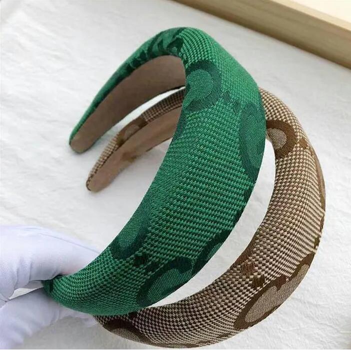 Headbands Vintage Brand Designer Double Letter Printing Headbands for Women Wide-brimmed Thicken Spring HairBands HeadWrap Cloth Fabric Headwear 321h
Headbands Vintage Brand Designer Double Letter Printing Headbands for Women Wide-brimmed Thicken Spring HairBands HeadWrap Cloth Fabric Headwear 321h