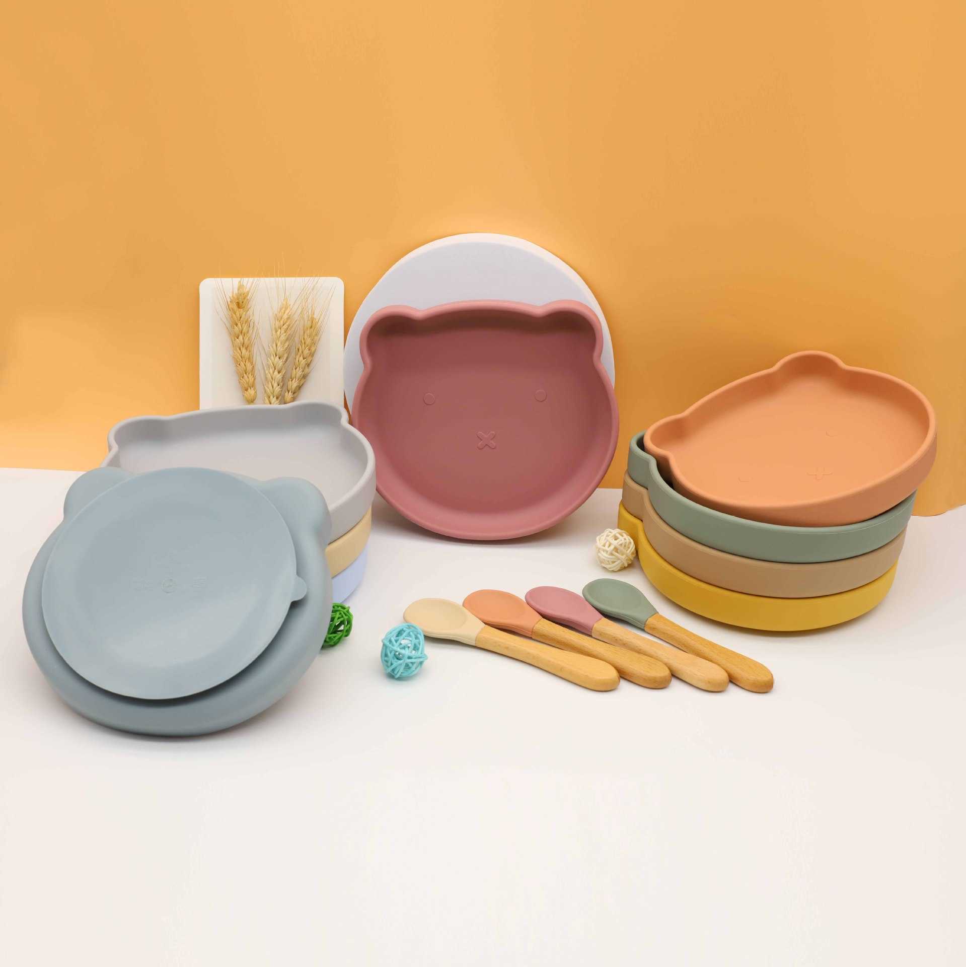 Cups Dishes Utensils Baby Silicone Feeding Tableware Set BPA-Free Suction Dinner Plate Bowl Bibs Sippy Cup Fork Spoon Placemat Baby Training Dishes AA