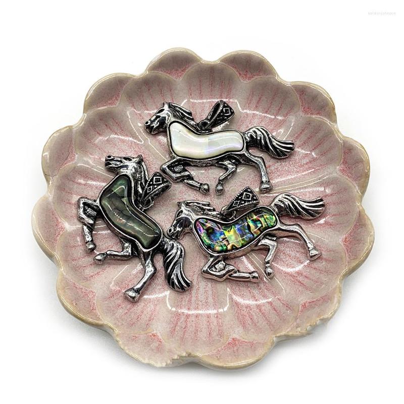Pendant Necklaces Natural Abalone Shell Five-petal Flower Alloy DIY Women's Brooch Necklace With Leather Rope Jewelry Accessories
Pendant Necklaces Natural Abalone Shell Five-petal Flower Alloy DIY Women's Brooch Necklace With Leather Rope Jewelry Accessories