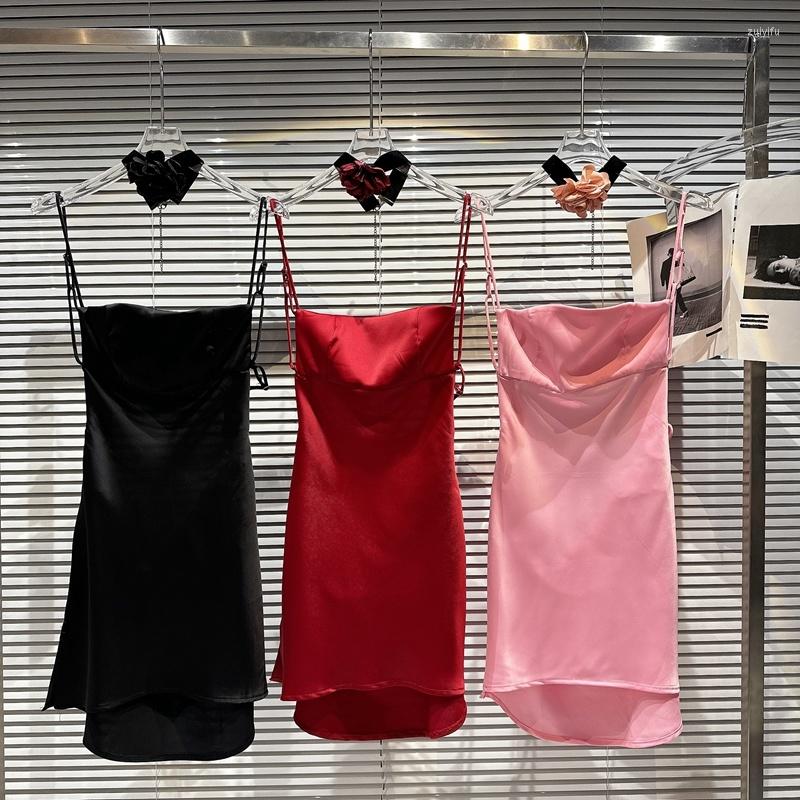 Casual Dresses BORVEMAYS Sexy Backless Elegant Dress Women Knee-length Solid Color Sleeveless 2023 Summer Fashion Slim WZ1389, Black
Casual Dresses BORVEMAYS Sexy Backless Elegant Dress Women Knee-length Solid Color Sleeveless 2023 Summer Fashion Slim WZ1389, Black