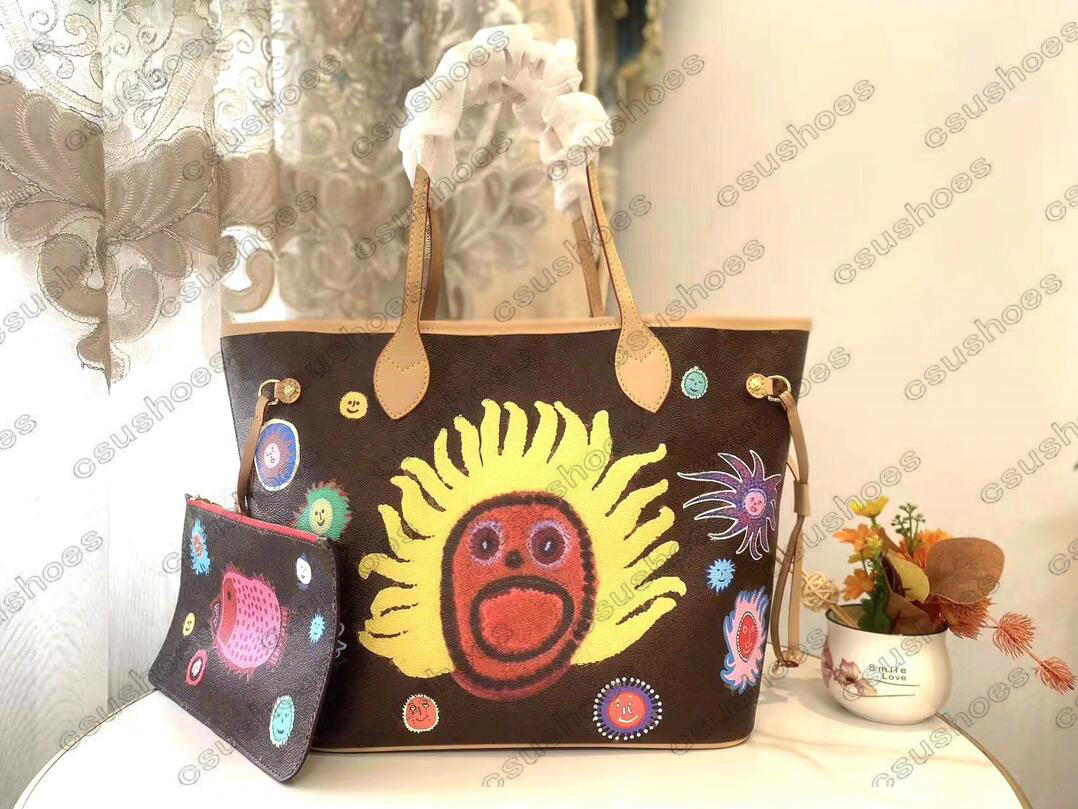 Never MM Bag X YK Flowers Faces Fish Pumpkins M46381 Designer Womens PAINTED DOTS Shoulder Bag 2pcs Tote Purse Embossed Leather Handbag With Wallet M45686 40995
Never MM Bag X YK Flowers Faces Fish Pumpkins M46381 Designer Womens PAINTED DOTS Shoulder Bag 2pcs Tote Purse Embossed Leather Handbag With Wallet M45686 40995