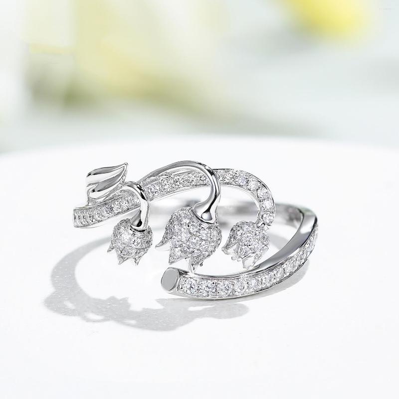 Cluster Rings 925 Silver Color Delicate Flower Bud White Zircon Ring Female Fashion Irregular Opening Party Wedding Birthday Gift
Cluster Rings 925 Silver Color Delicate Flower Bud White Zircon Ring Female Fashion Irregular Opening Party Wedding Birthday Gift