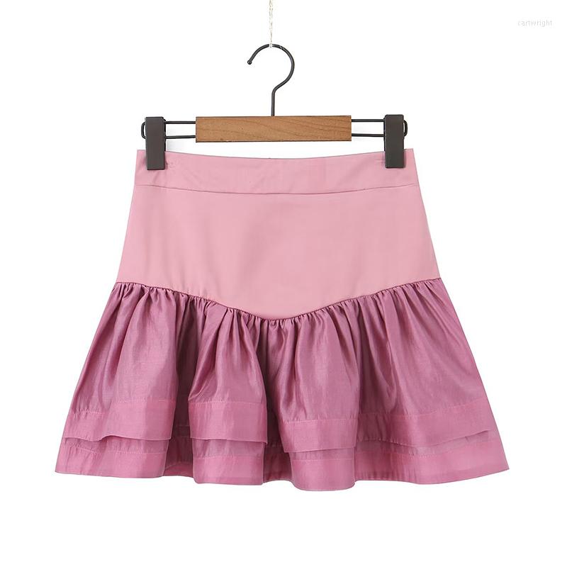 Skirts YENKYE 2023 Sweet Women Fashion Back Zipper High Waist Hem Ruffle Mini Skirt Sexy, Rose pink top
Skirts YENKYE 2023 Sweet Women Fashion Back Zipper High Waist Hem Ruffle Mini Skirt Sexy, Rose pink top