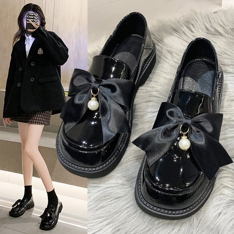 Dress Shoes Spring Female British Style College Casual Loafers Ribbon Bow Patent Leather Fashion Girls Kawaii 230414, Black
Dress Shoes Spring Female British Style College Casual Loafers Ribbon Bow Patent Leather Fashion Girls Kawaii 230414, Black