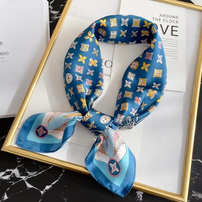 Letters Print Floral Silk Scarf Headband for Women Fashion Long Handle Bag Scarves Paris Shoulder Tote Luggage Ribbon Head Wraps
Letters Print Floral Silk Scarf Headband for Women Fashion Long Handle Bag Scarves Paris Shoulder Tote Luggage Ribbon Head Wraps