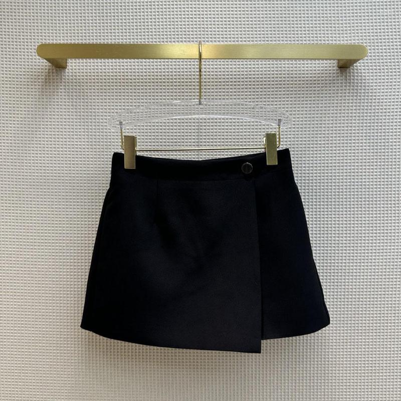 Skirts Black Button Short Skirt A-line Swing On The Upper Body To Show Thin And Long Legs
Skirts Black Button Short Skirt A-line Swing On The Upper Body To Show Thin And Long Legs