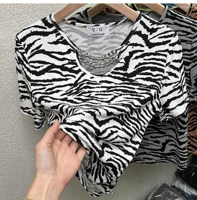 Women's T Shirts 2023 Summer Women Zebra White Short T-Shirts Sexy Crop Tops Sleeve Chain V Neck Tee Female
Women's T Shirts 2023 Summer Women Zebra White Short T-Shirts Sexy Crop Tops Sleeve Chain V Neck Tee Female