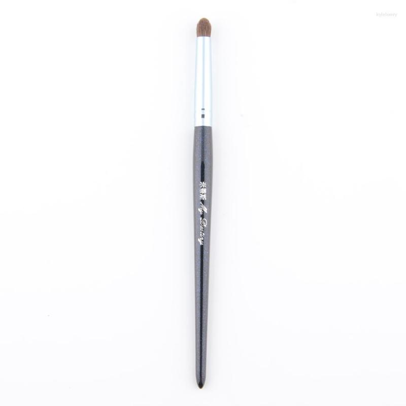 Makeup Brushes 1 Piece 031 Eyeshadow Smudge Eye Blending Pony Hair Wood Handle Professional Make Up Tools
Makeup Brushes 1 Piece 031 Eyeshadow Smudge Eye Blending Pony Hair Wood Handle Professional Make Up Tools