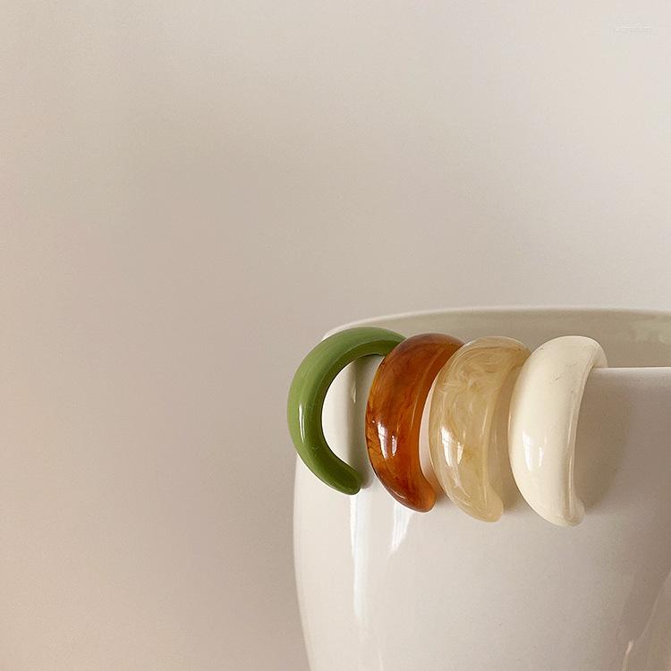 Stud Earrings French Style Restore Ancient Ways C Form Resin Earring Female Geometric Contracted Temperament Joker Fashion Tide
Stud Earrings French Style Restore Ancient Ways C Form Resin Earring Female Geometric Contracted Temperament Joker Fashion Tide