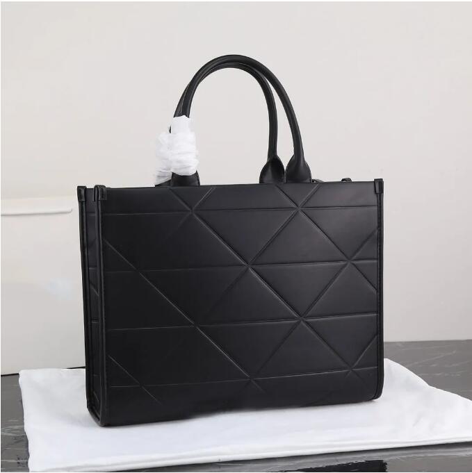 Women's luxury handbag designer bag Handbag Women's leather handbag Women's crossbody bag02, #6
Women's luxury handbag designer bag Handbag Women's leather handbag Women's crossbody bag02, #6