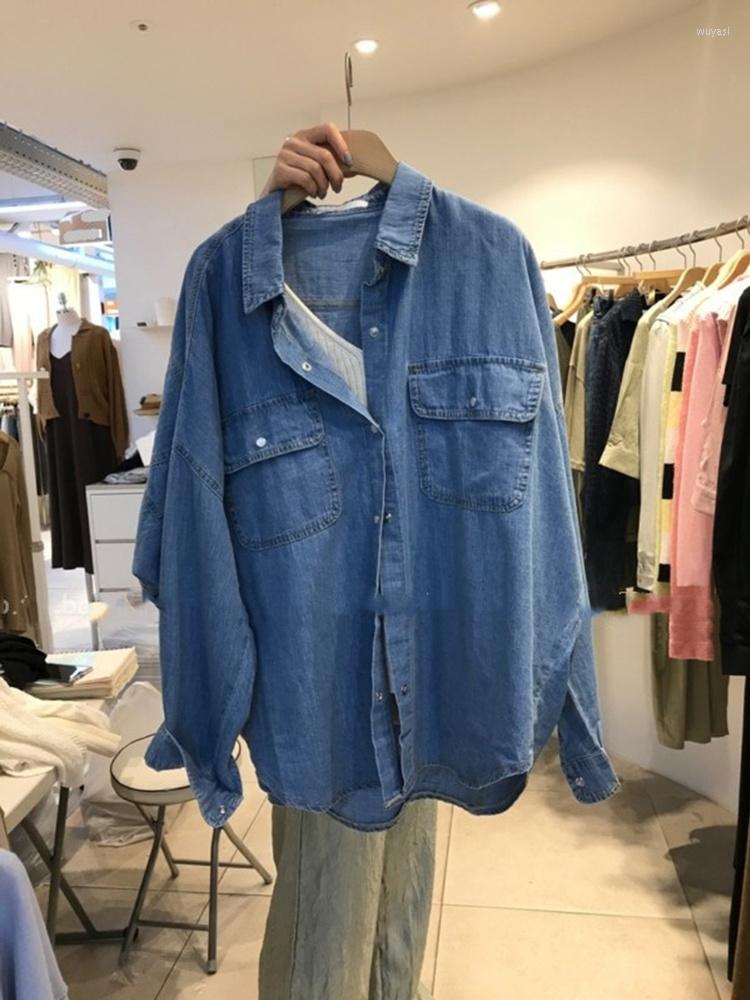Women' Blouses Pocket Single Breasted Denim Shirt For Women Long Sleeve Vintage Blue Blusas Top 2023 Spring Autumn Trend M759
Women' Blouses Pocket Single Breasted Denim Shirt For Women Long Sleeve Vintage Blue Blusas Top 2023 Spring Autumn Trend M759