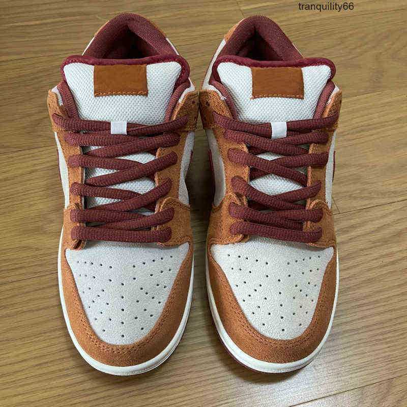 designer Shoes basketball low cut Brown Suede outdoor sports training running sneakers -202 with original, Packing box
designer Shoes basketball low cut Brown Suede outdoor sports training running sneakers -202 with original, Packing box